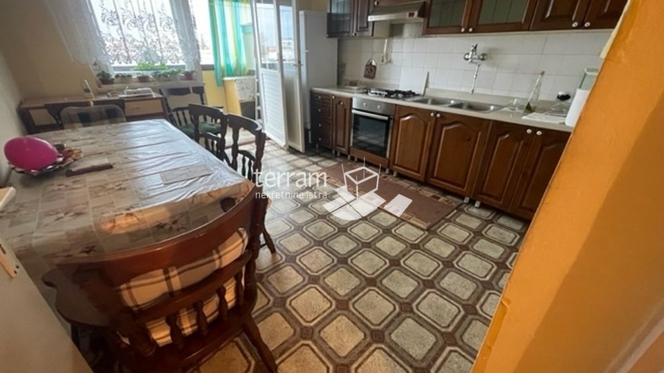 Istria, Pula, near the center, apartment 62m2, 1 bedroom + living room, 4th floor, furnished!! #sale
