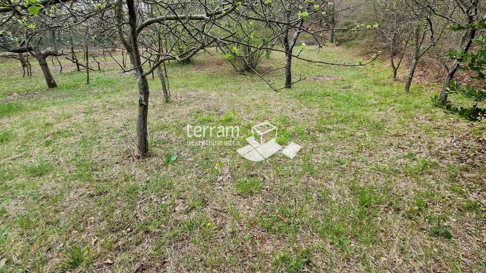 Istria, Barban, detached house 139 m2 with garden 2033 m2 for sale