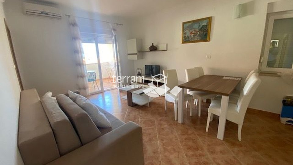 Istria, Peroj, apartment on the first floor, 68m2, 2 bedrooms, parking, furnished, sea view !!