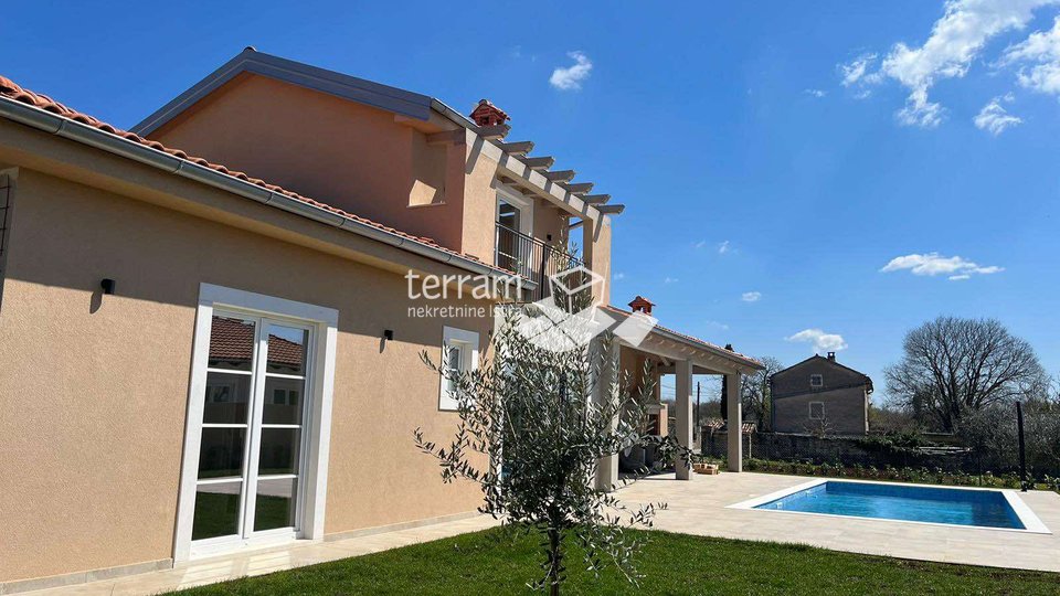 Istria, Kanfanar detached house 188m2 with garden and pool 38m2