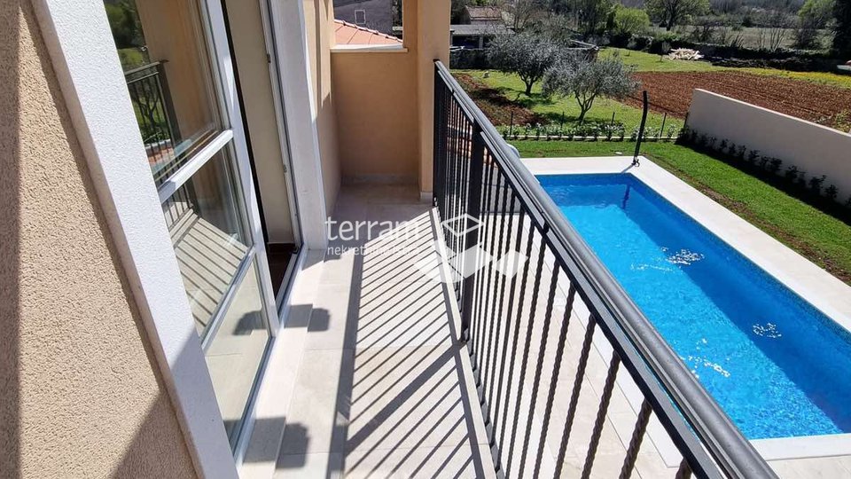 Istrien, Kanfanar Einfamilienhaus 188m2 mit Garten und Pool 38m2