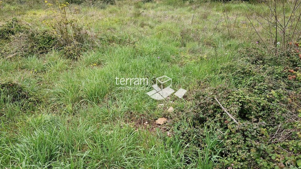 Istria, Medulin, building land with valid building permit for four apartments for sale