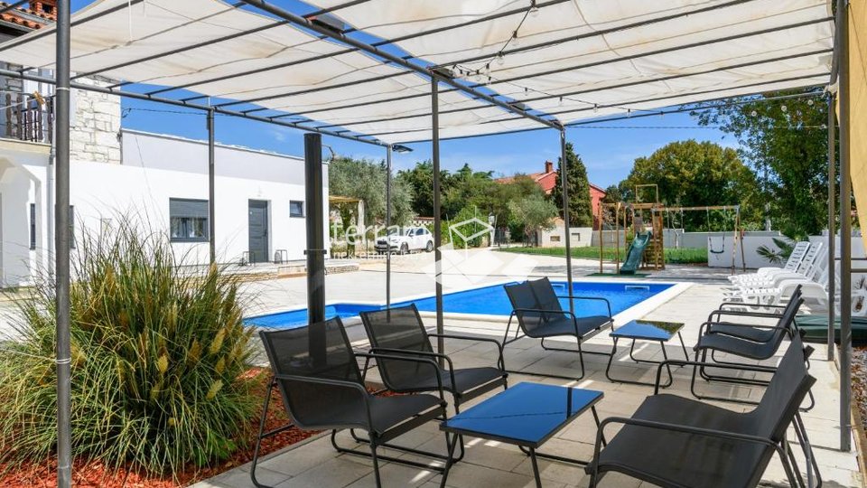 Istra, Krnica, kuća 170m2, 5SS+DB, bazen, okućnica 250m2, namješteno!! #prodaja