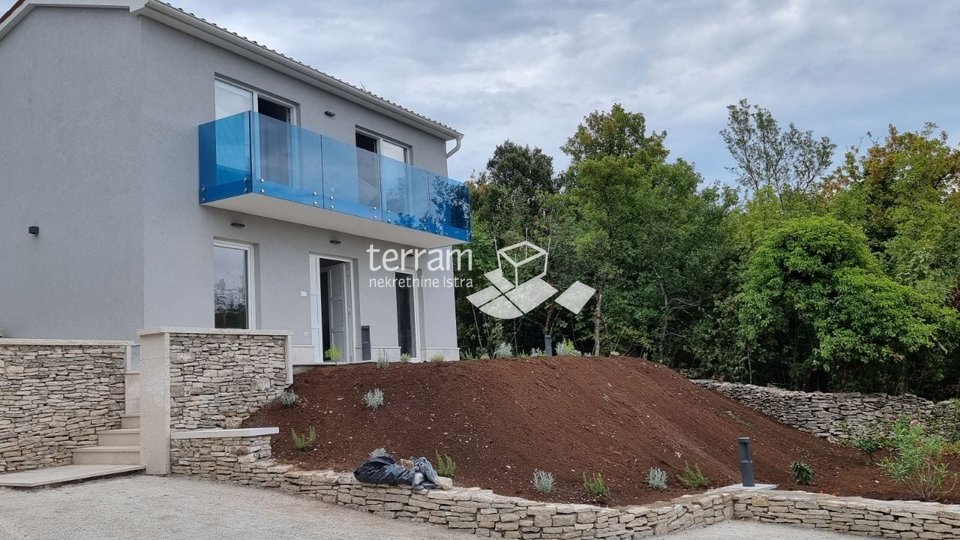 Istra, Labin, Trget, samostojeća kuća 90m2, pogled more, prodaja