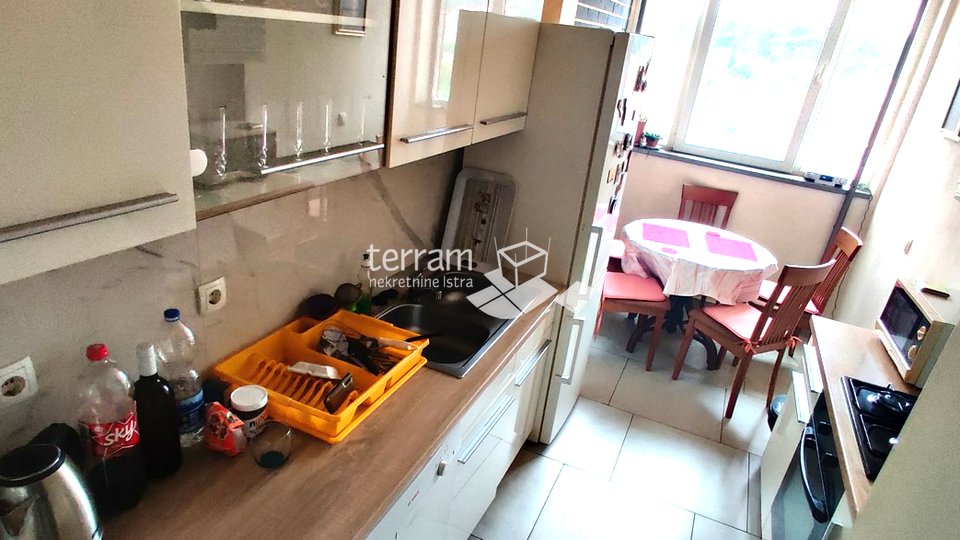 Istria, Pula, Šijana, apartment 66.38m2, 10th floor with elevator, 2 bedrooms + living room, for sale
