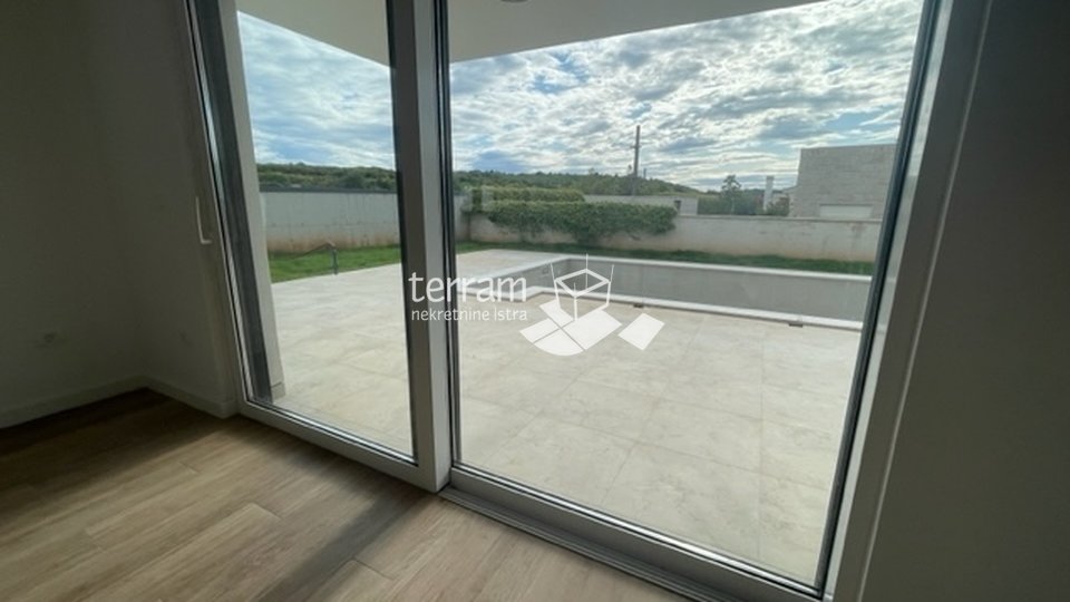 Istria, Medulin, Banjole area, apartment with pool 126m2, 2 bedrooms, garage, NEW!! #sale